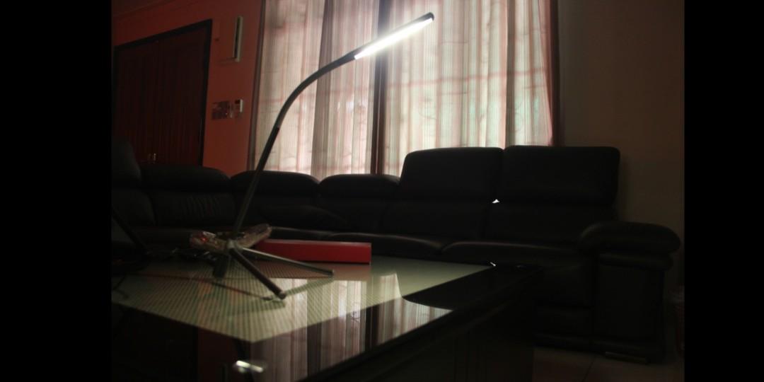 philips desk light 66046