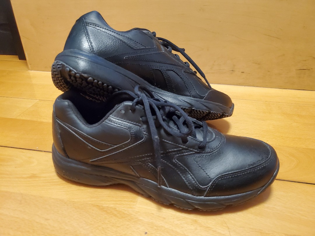 reebok non slip oil resistant shoes