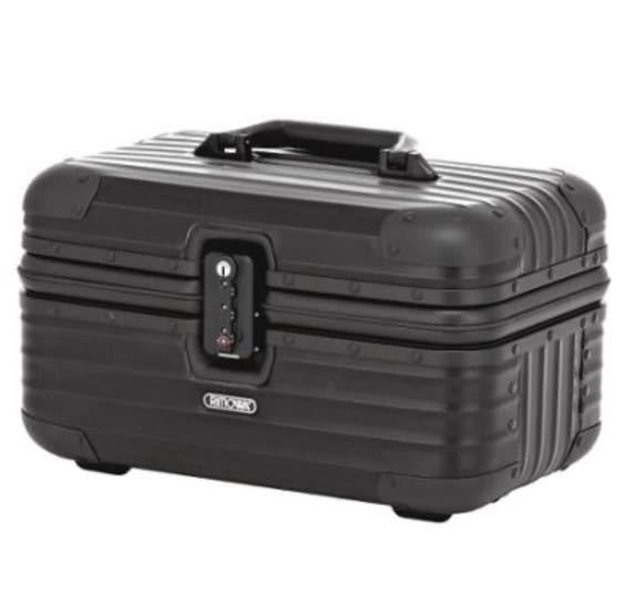 Rimowa makeup on sale box