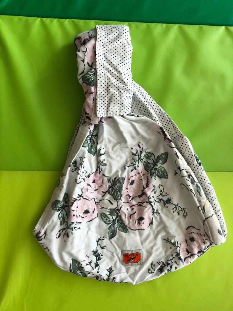 Rockin Baby Reversible Pouch Sling Carrier Too Babies Kids Going Out Carriers Slings On Carousell