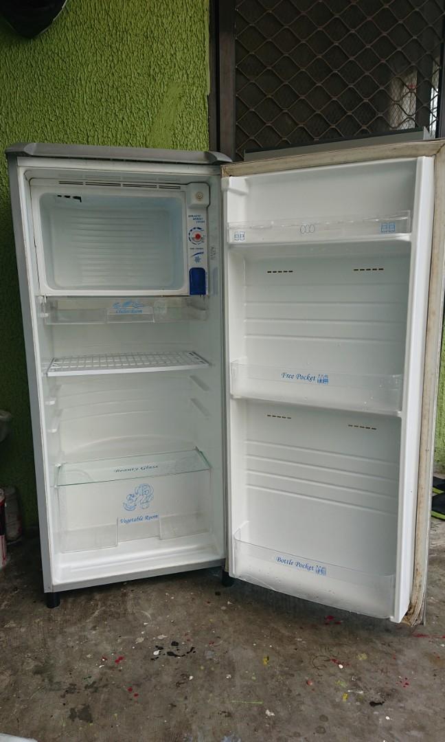 Sanyo Slim Beauty Refrigerator Tv Home Appliances Kitchen Appliances Refrigerators And Freezers On Carousell
