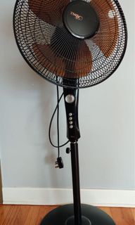 （分類：）位於 。 由 dubeanu 提交（商品編號 1039334719，圖片 1）。簡介： 。