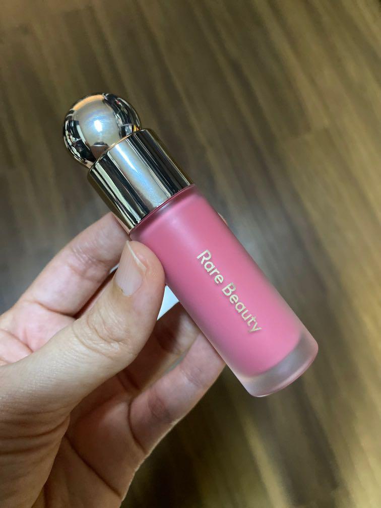 selena gomez liquid blush