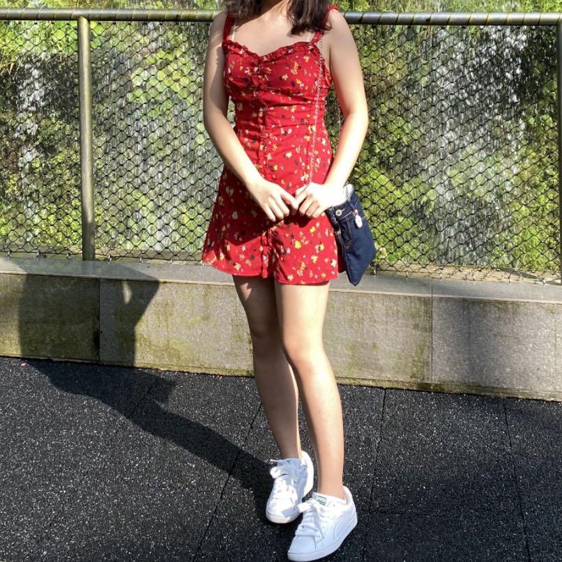 realisation par red floral dress