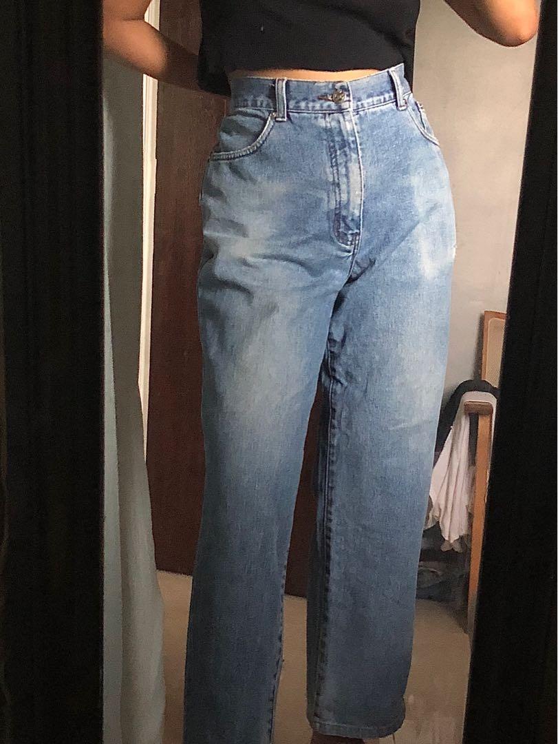 boy mom jeans