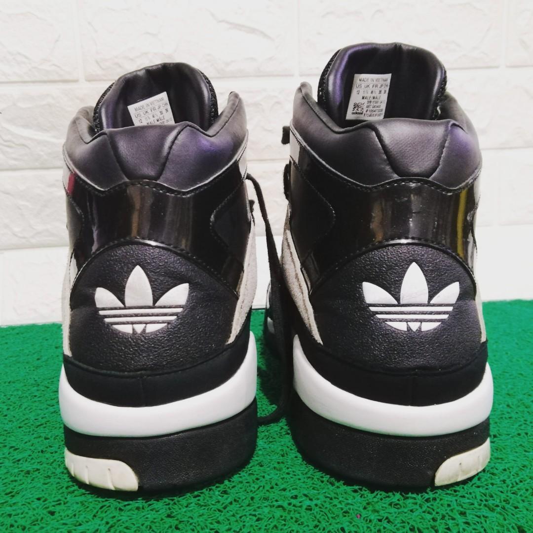 Adidas top torsion snakeskin