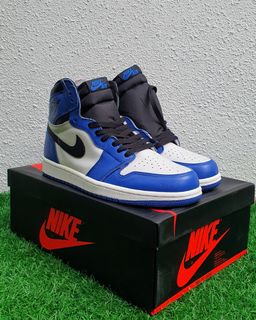(Category: ) located in . Submitted by fufusneakers (Listing ID 1039478122, Image 1). Description: .