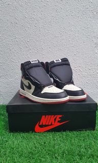 (Category: ) located in . Submitted by fufusneakers (Listing ID 1039478390, Image 1). Description: .