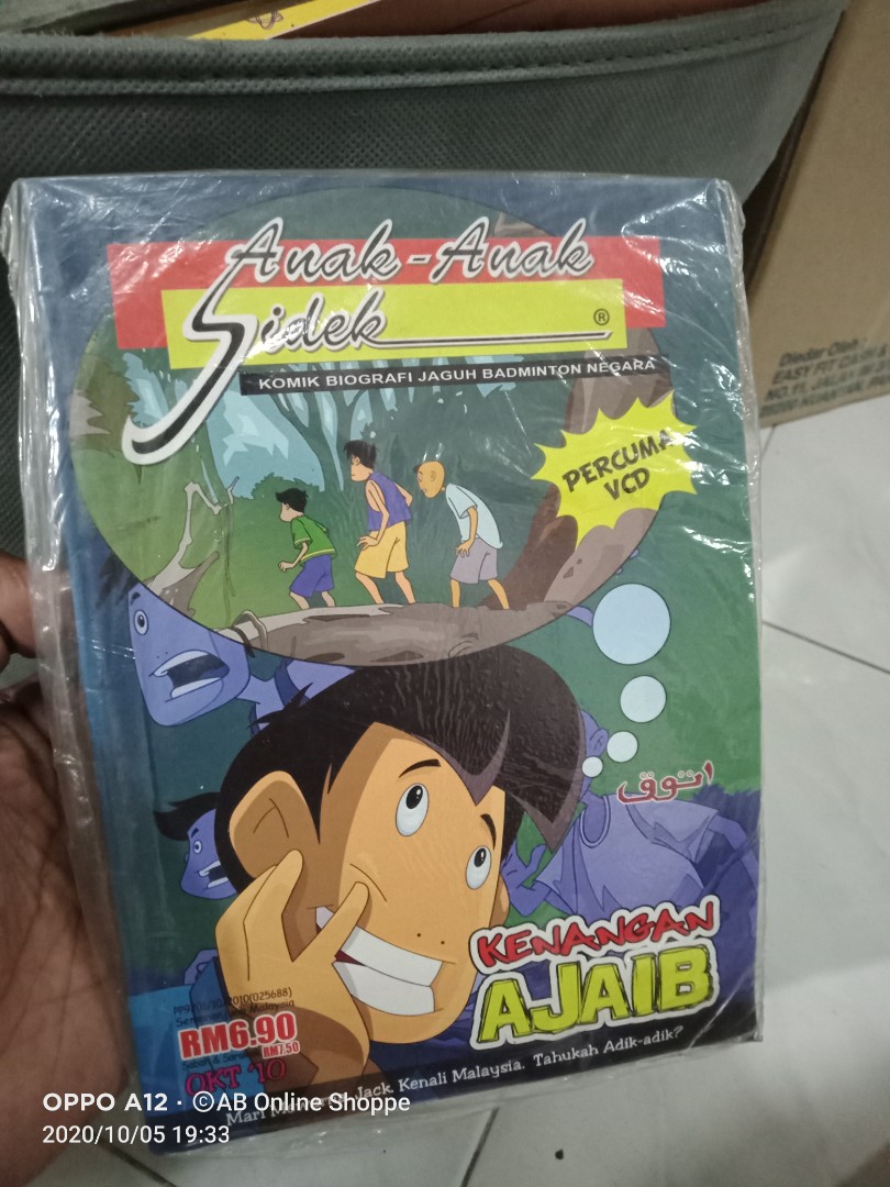 Anak Anak Sidek Books Stationery Comics Manga On Carousell