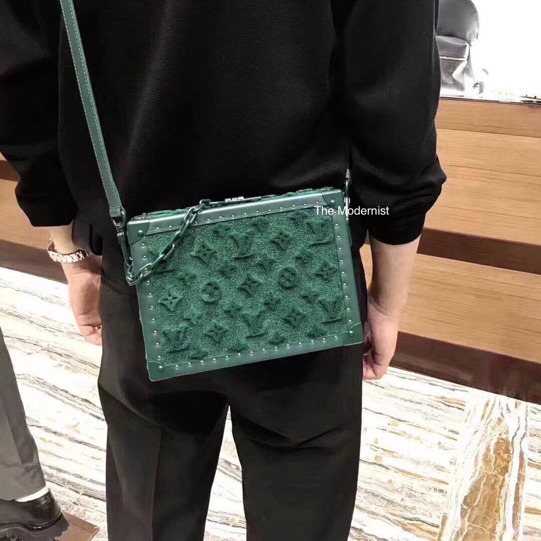 Túi Louis Vuitton Outdoor Messenger Bag Miami Green M30875