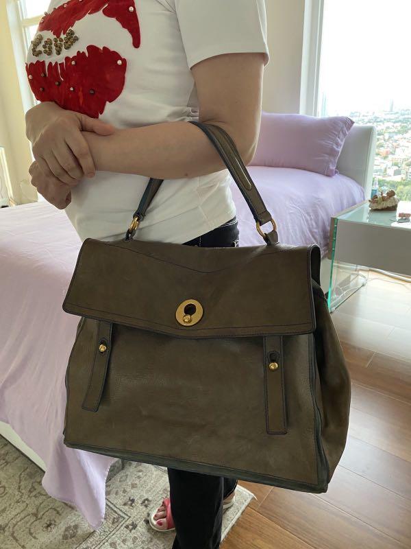 Authentic YSL Bag (Category: Luxury Bags & Wallets) located in Makati City. Submitted by sbjfer (Listing ID 1039635656, Image 3). Description: Genuine and authentic YSL leather bag. Color moss green. Bought in Paris. .