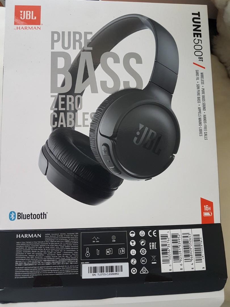 BLUETOOTH HEADSET (Category: Headphones & Headsets) located in Paranaque City. Submitted by shandy_leer (Listing ID 1039478150, Image 1). Description: Pre loved JBL TUNE 500 BT. Guaranteed 16hrs of continuous usage..