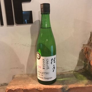（分類：）位於 。 由 joljol 提交（商品編號 1034610226，圖片 1）。簡介： 。