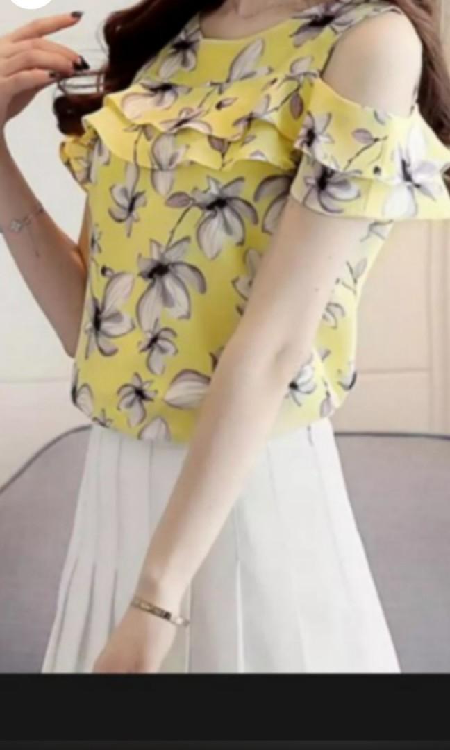 floral cold shoulder blouse
