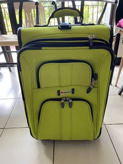 samsonite old orchard 20 spinner