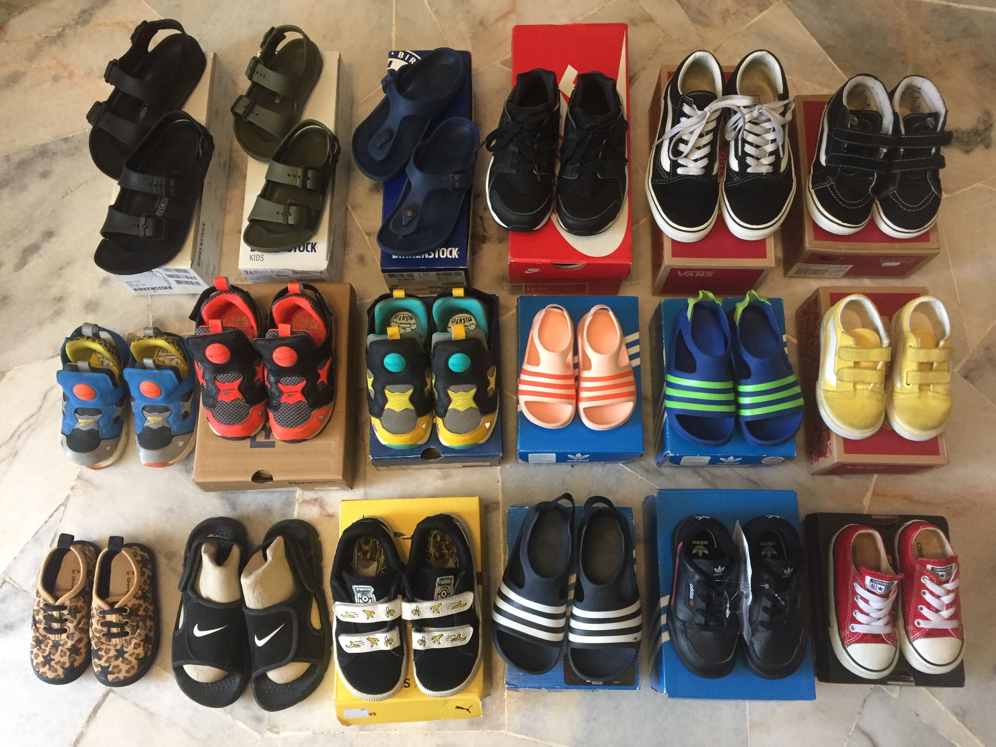 outlet nike adidas puma reebok