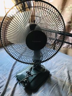 （分類：）位於 。 由 daneshsk47 提交（商品編號 1039543172，圖片 1）。簡介： 。