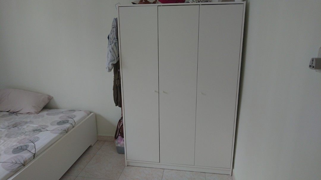 (Category: ) located in . Submitted by yolo.c (Listing ID 1039507137, Image 1). Description: .
