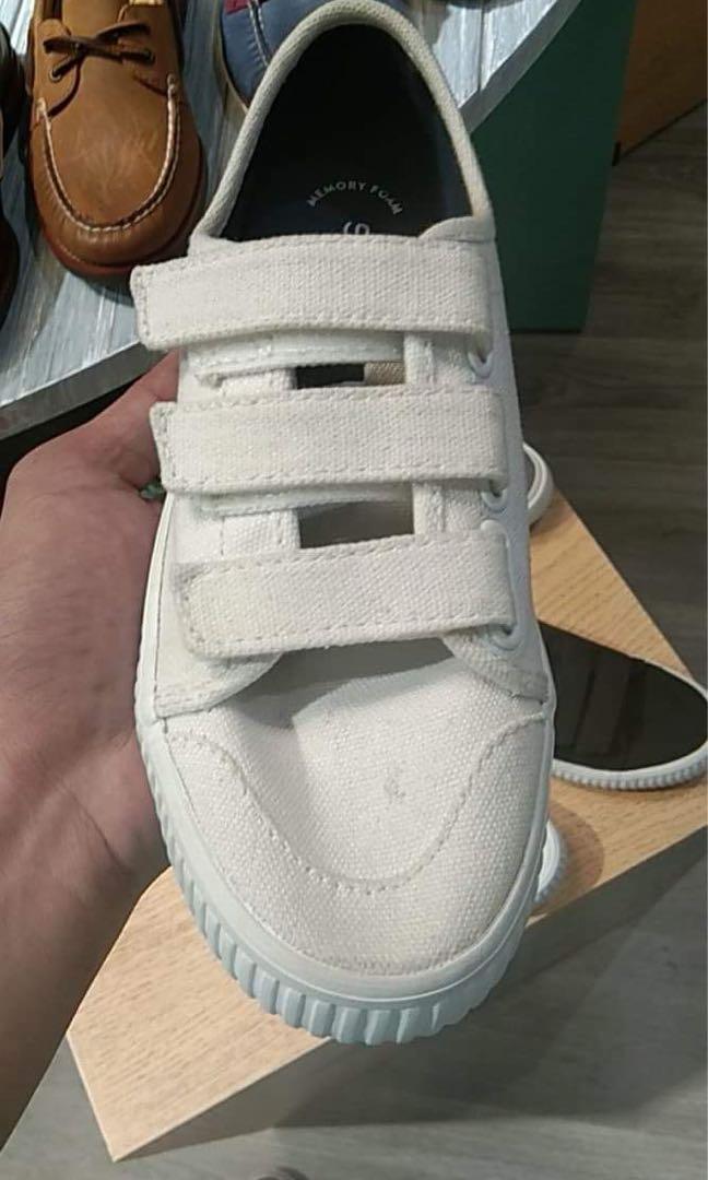 Sperry crest loop sneakers deals