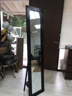 (Category: ) located in . Submitted by handymanhouzwork (Listing ID 1039490414, Image 1). Description: .