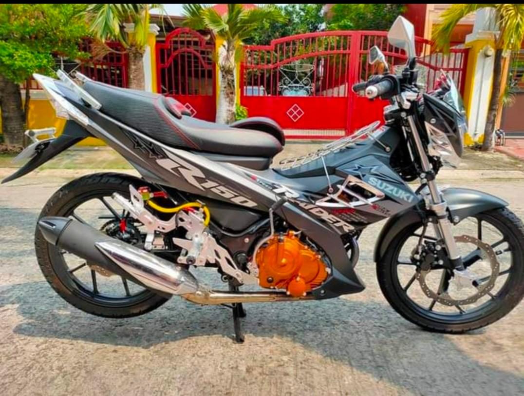Suzuki store raider 300cc