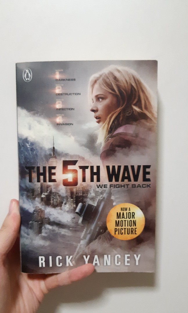 The 5th Wave By Rick Yancey Free Nm Books Stationery Fiction On Carousell