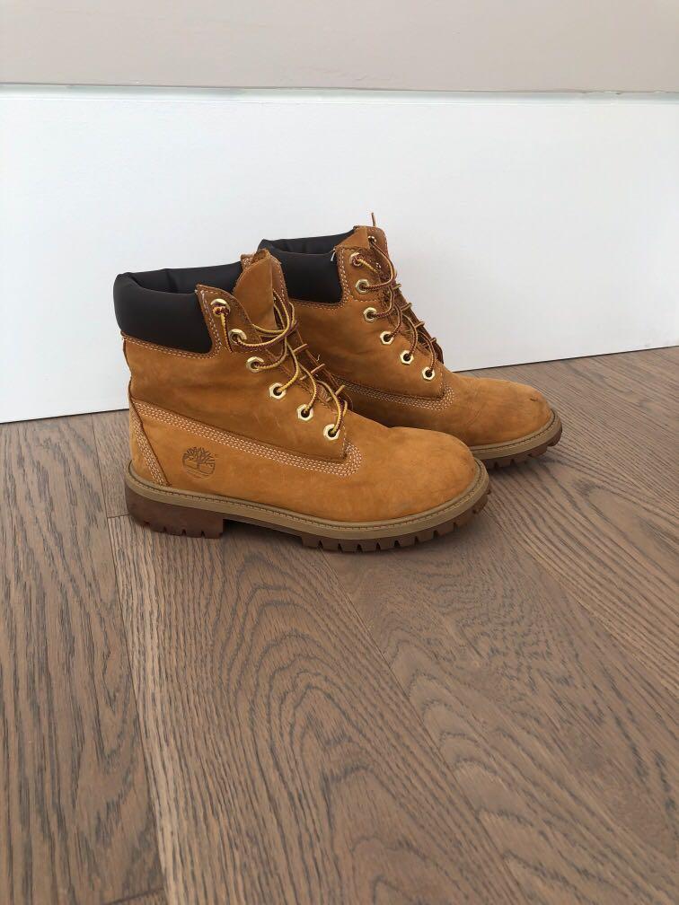 Timberland boots top size 3.5