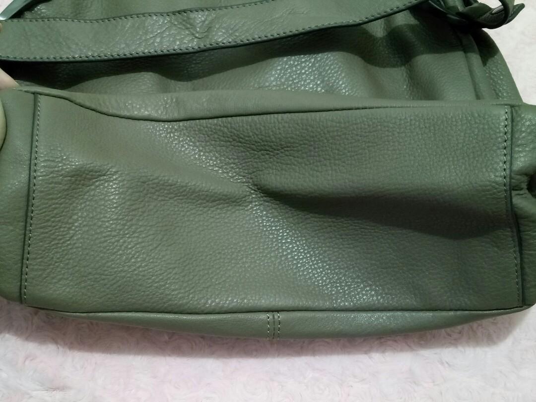 vince camuto clem leather hobo bolsa