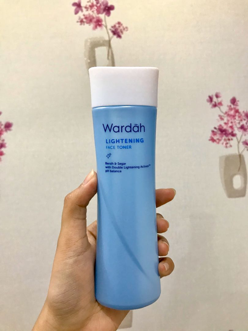 toner wardah lightening
