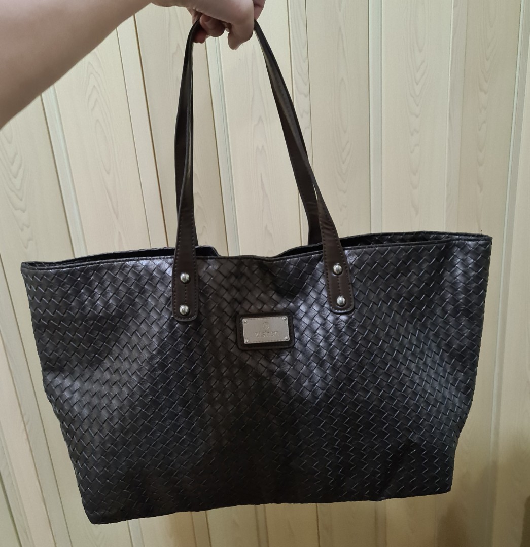Zishen Banig Bag, Women's Fashion, Bags & Wallets, Tote Bags on Carousell