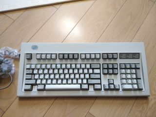 （分類：）位於 。 由 emuroom 提交（商品編號 1039697970，圖片 1）。簡介： 。