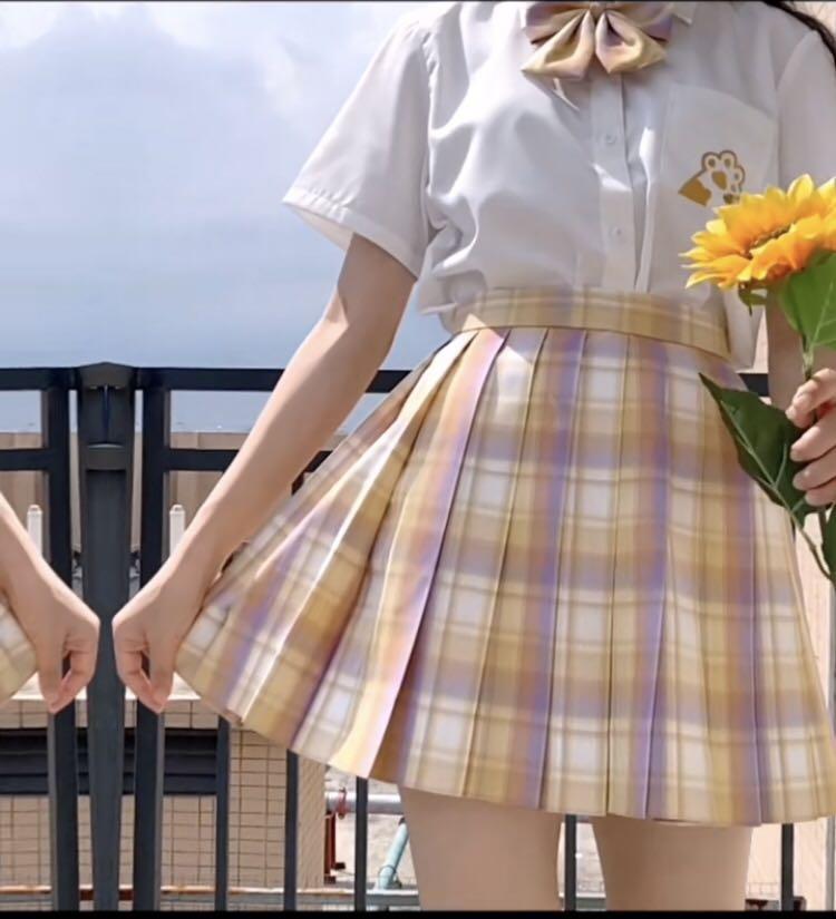 清衣櫃不議價 L48 Jk 海月社 朽月半 制服格裙半截裙 女裝 女裝褲 半截裙 Carousell 清衣櫃不議價 L48 Jk 海月社 朽月半 制服格裙半截裙 女裝 女裝褲 半截裙 Carousell