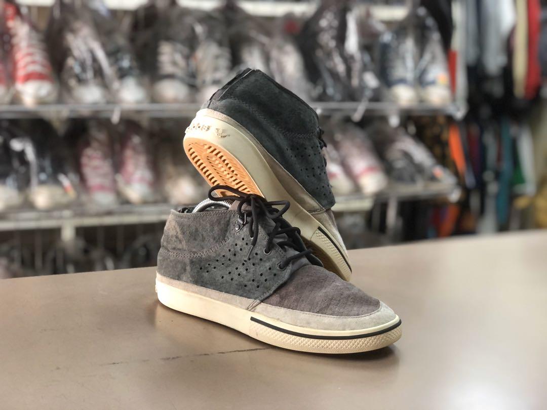 Adidas new vulc toe mid store