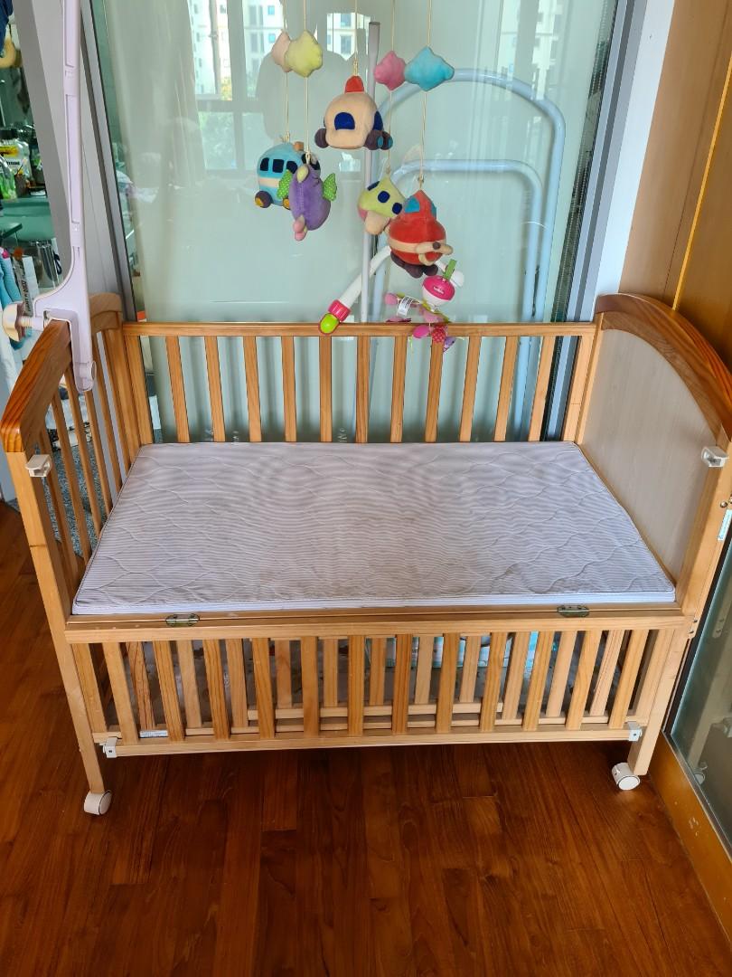used baby cot