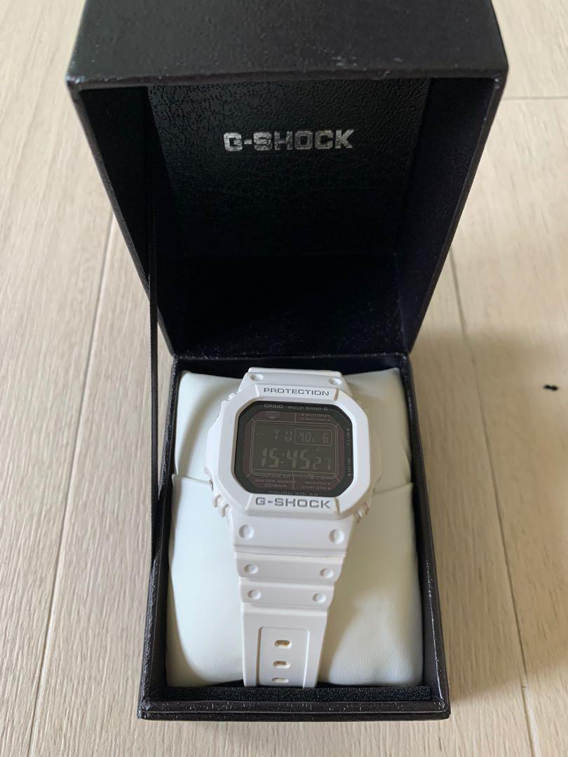 White g shop shock square