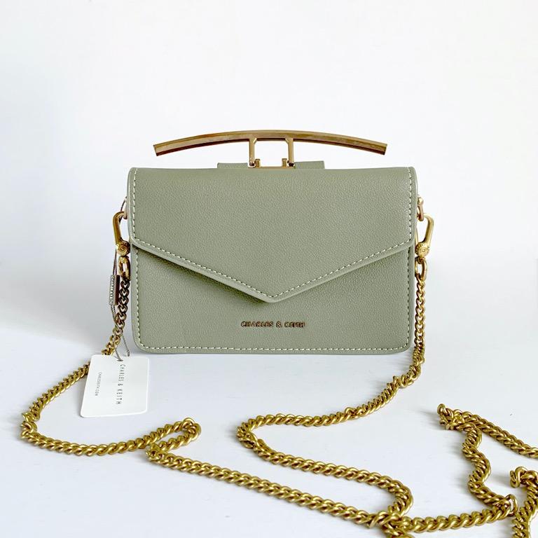 Charles and keith green sling 2025 bag