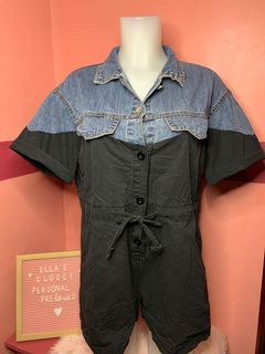 (Category: ) located in . Submitted by elas_closet_declutter (Listing ID 1039806698, Image 1). Description: .