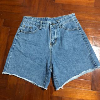 (Category: ) located in . Submitted by july. (Listing ID 1039769144, Image 1). Description: .