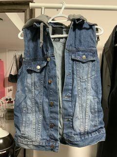 Denim vest small