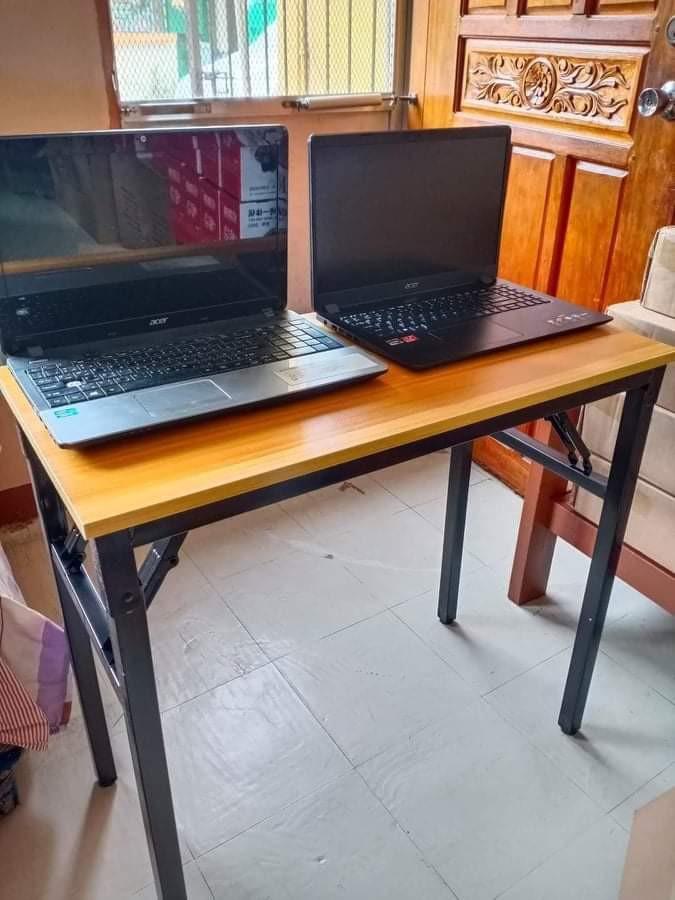 FOLDABLE COMPUTER/STUDY TABLE (Category: Tables & Sets) located in Mandaluyong City. Submitted by gentleturtle_f28a5c (Listing ID 1039702487, Image 2). Description: FOLDABLE TABLE 8x40x75cm cm with Bracket 950 120x40x75cm with Bracket 1,150 Lalamove/Grab Cod/Gcash/Bdo.