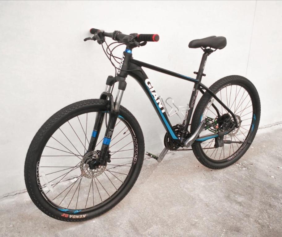 giant atx 27.5 mountain bike