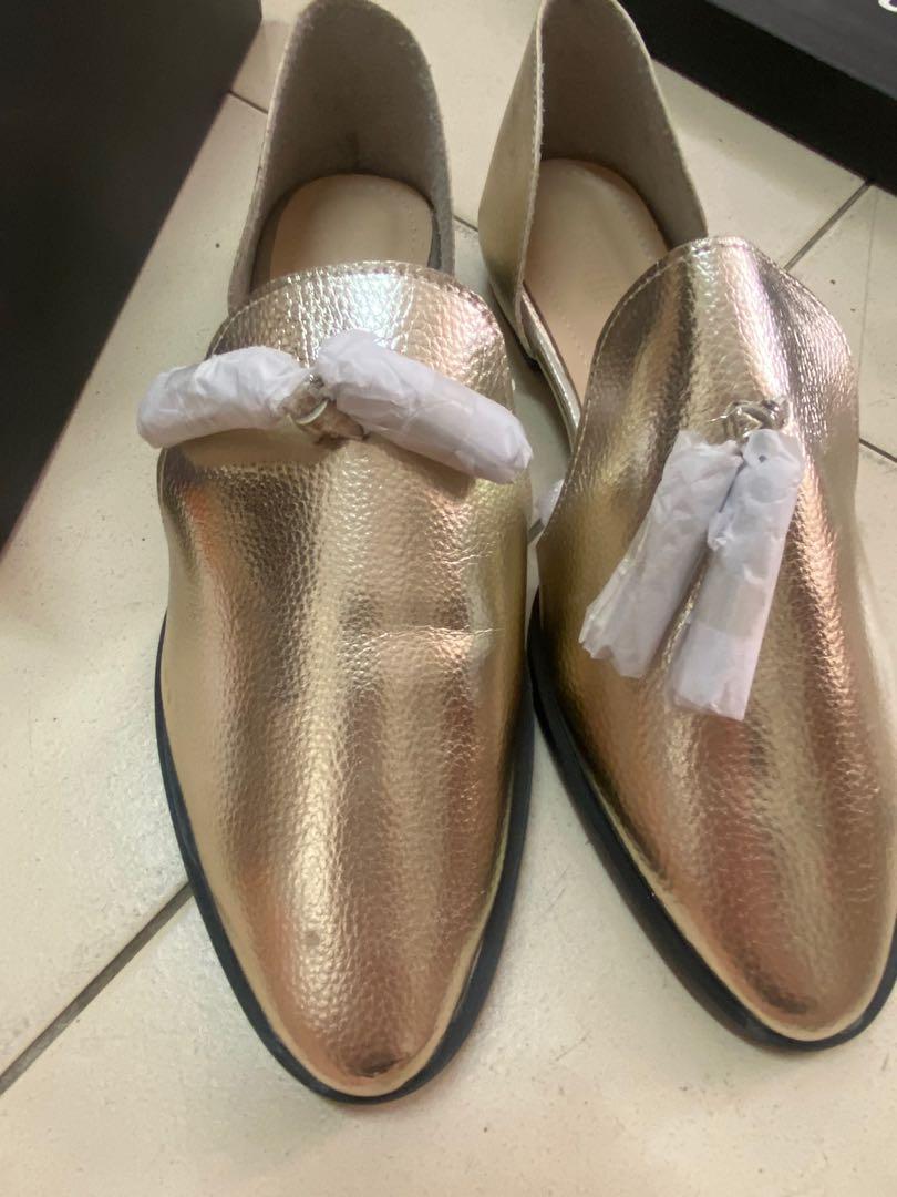 Gold Ladies Loafers with tassels, Women 