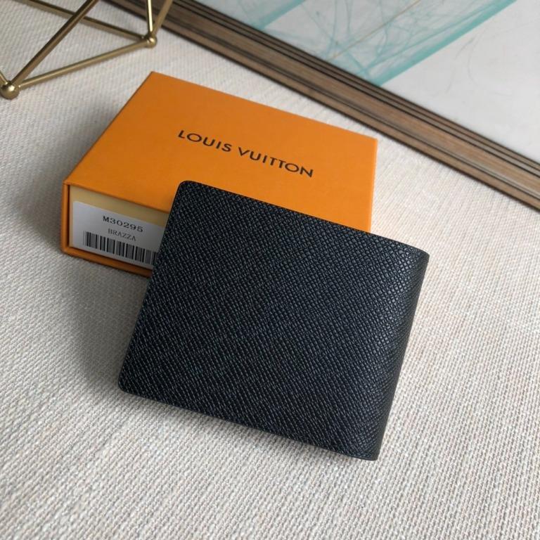 LOUIS VUITTON M67429 MULTIPLE WALLET GALAXY, Men's Fashion, Watches &  Accessories, Wallets & Card Holders on Carousell