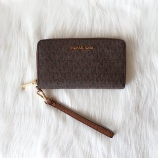 (Category: ) located in . Submitted by oliviastyleph (Listing ID 1039876739, Image 1). Description: .