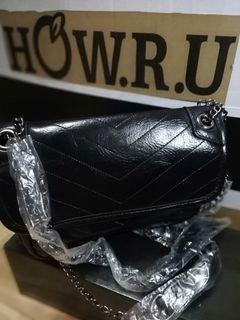 One way Black Sling