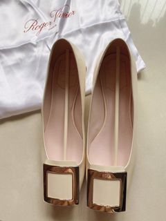 （分類：）位於 。 由 khyyy8 提交（商品編號 1039743251，圖片 1）。簡介： 。