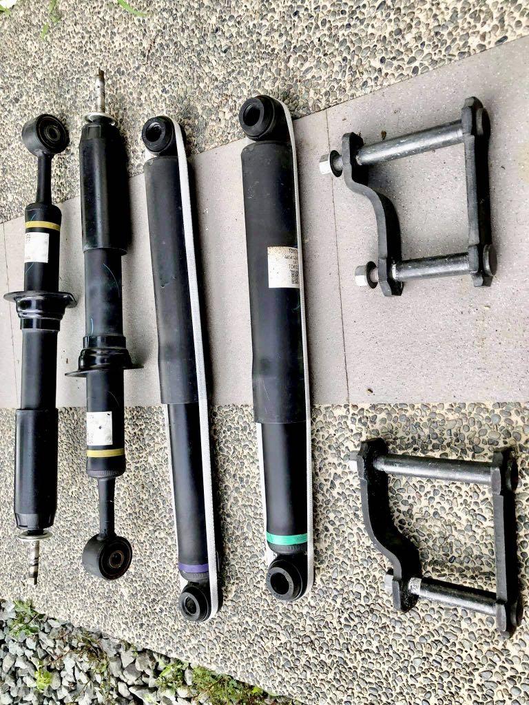 Toyota Hilux OEM Shocks, Car Parts & Accessories, Body Parts and