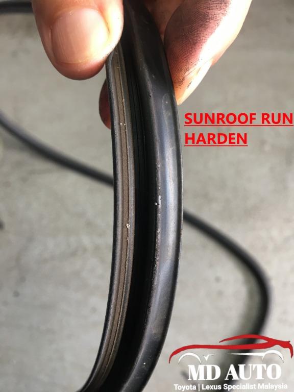 Toyota Vellfire Anh20 Found Middle Seat Wet And Found Water Enter From Roof Area Auto Accessories On Carousell
