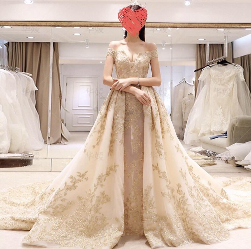 Champagne online colored wedding