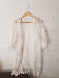 White lace kimono